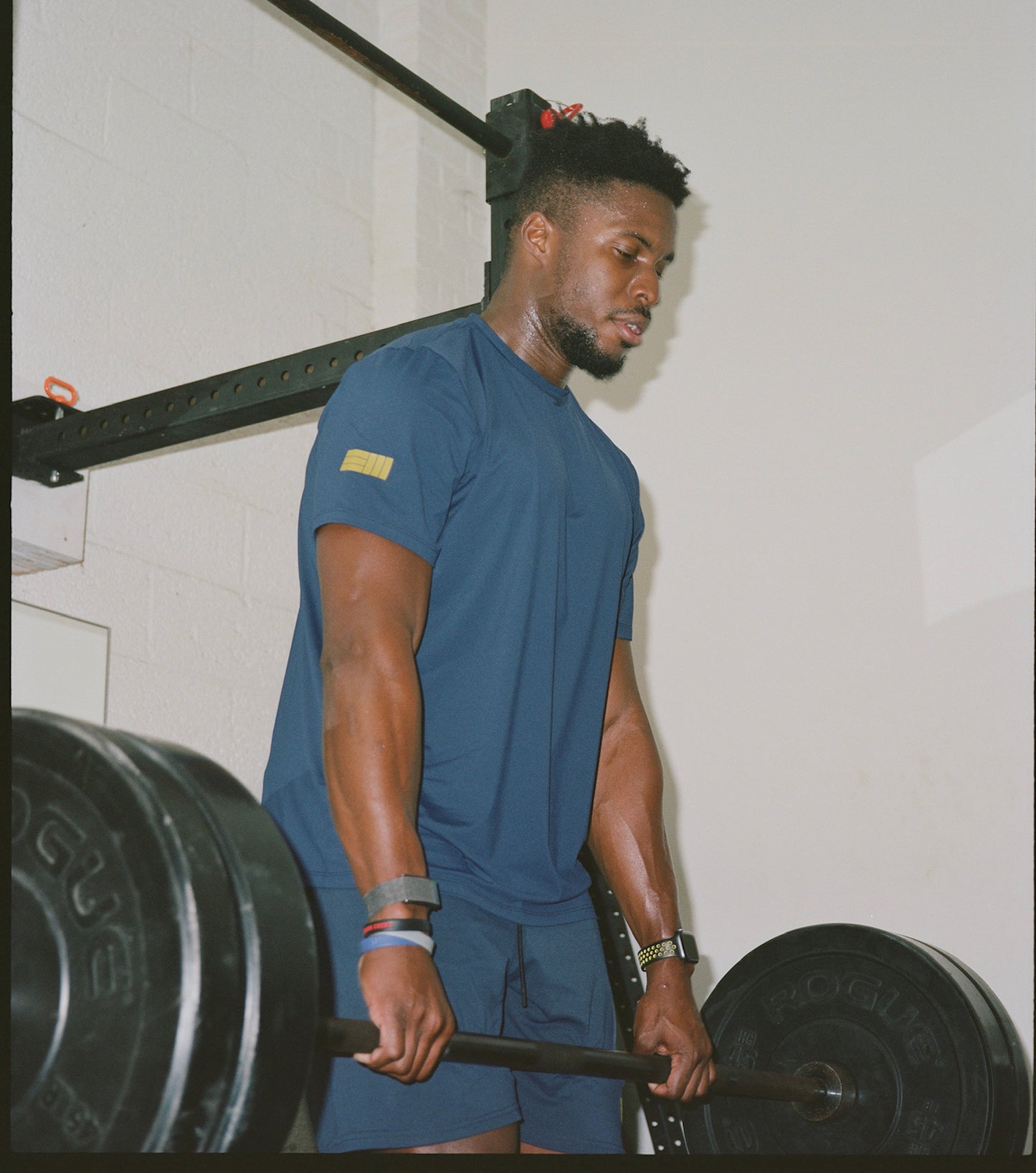 Mens Premium Athletic Shirt for Training and Leisure - Navy